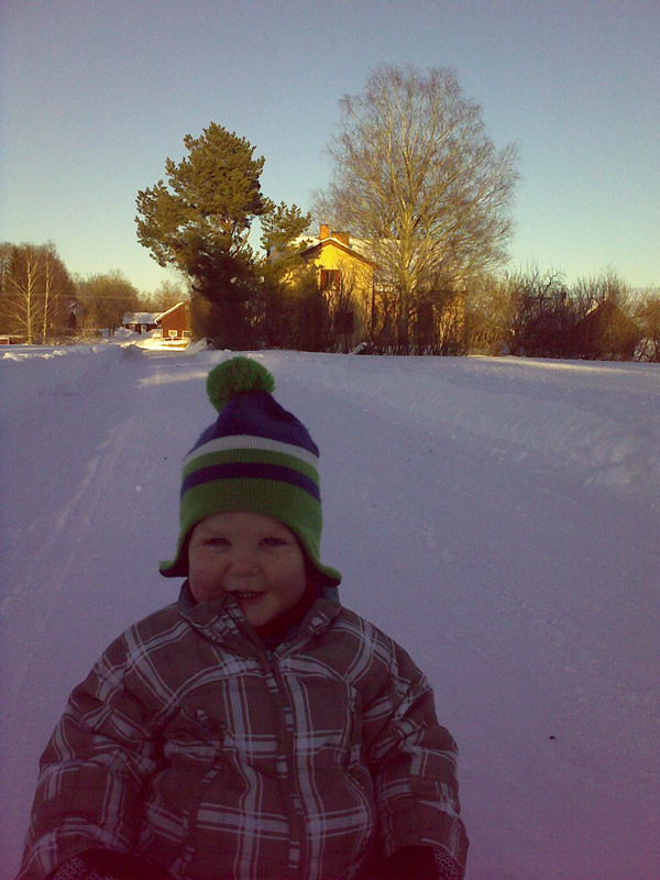 [20100305_hemma_åka_pulka.jpg]