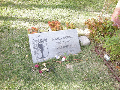 Deathday: Vampira (Maila Nurmi) 1922-2008 RIP