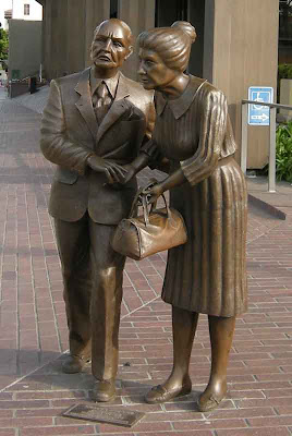 Beverly Hills Statue