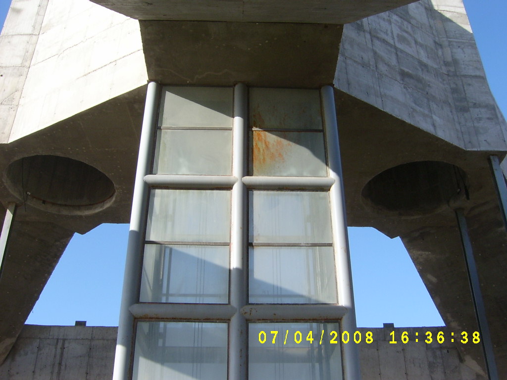[S3600901.JPG]