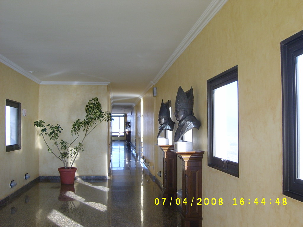[S3600943.JPG]