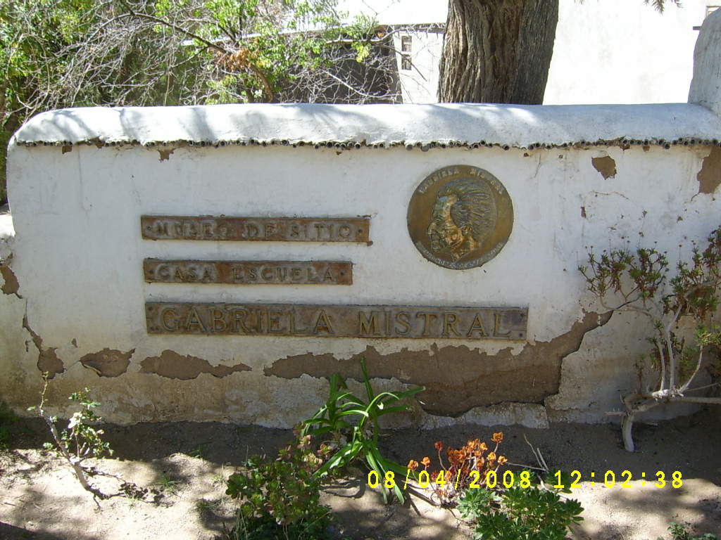 [S3600112.JPG]