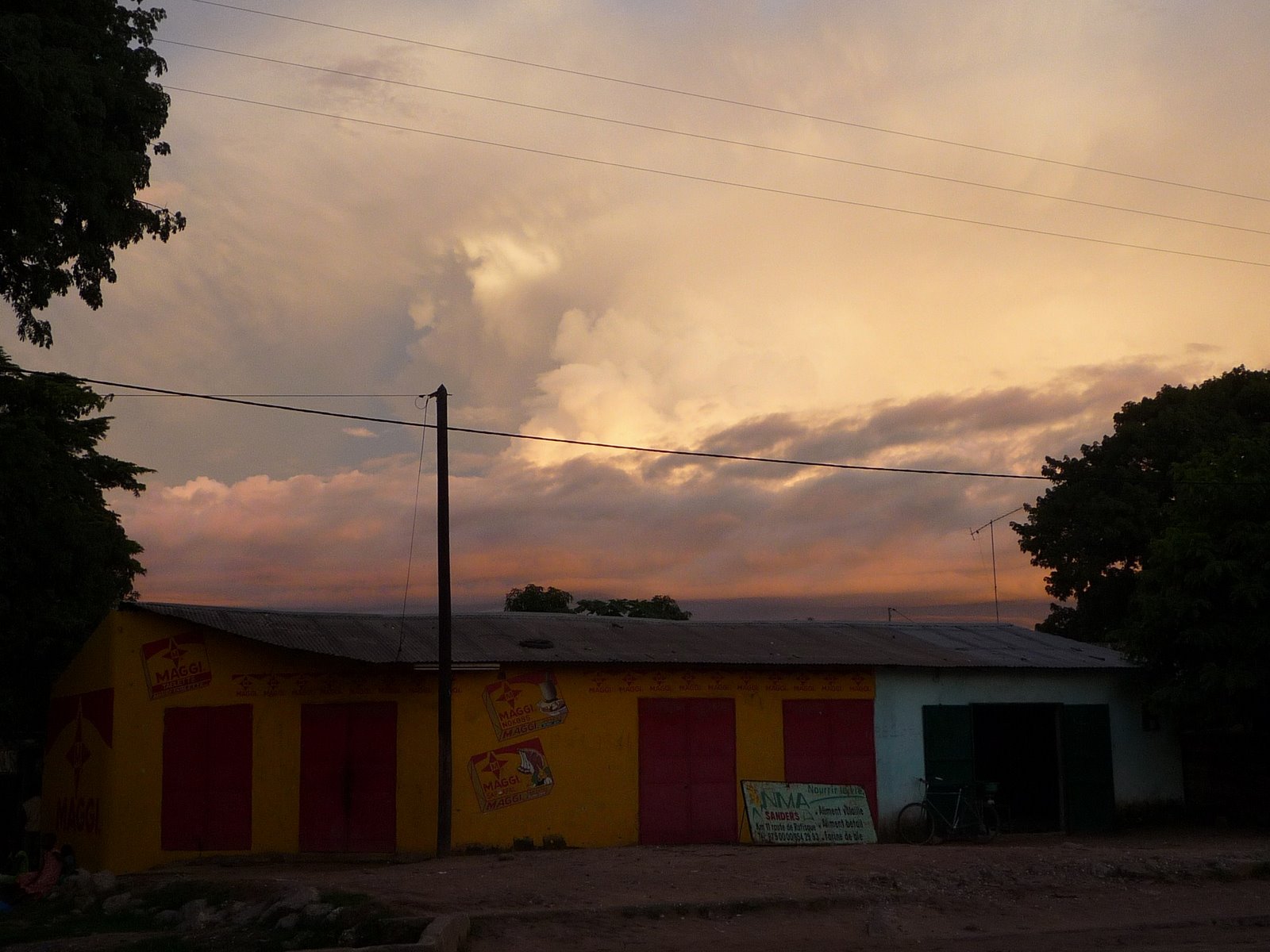 [2008+SENEGAL+230.JPG]