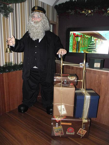 Papai Noel conduzindo o Expresso do Natal