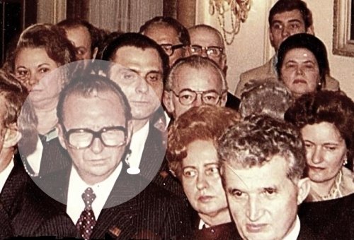 [Pacepa+Ceausescu.bmp]