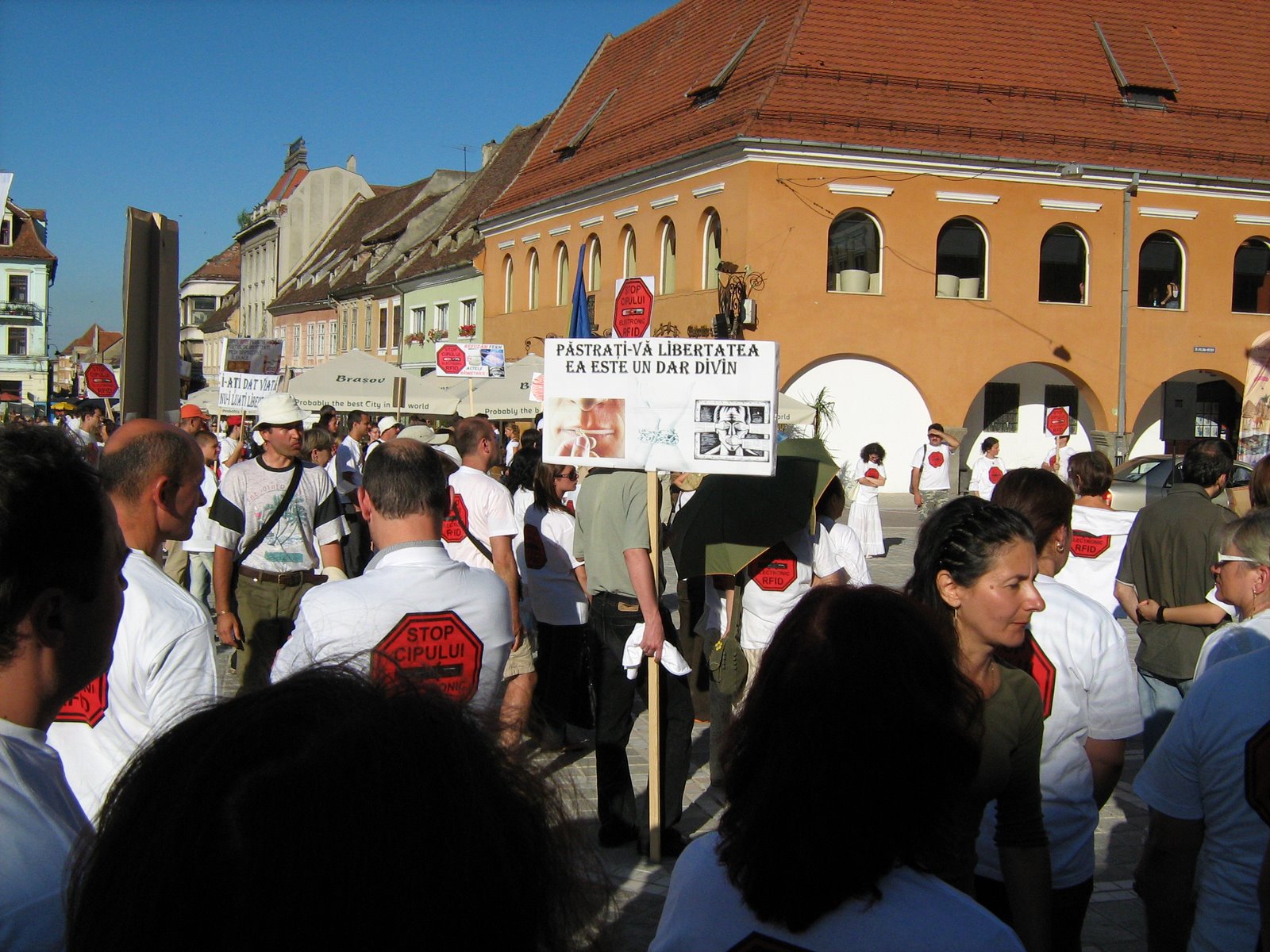[Miting+anti-cip+Brasov.jpg]