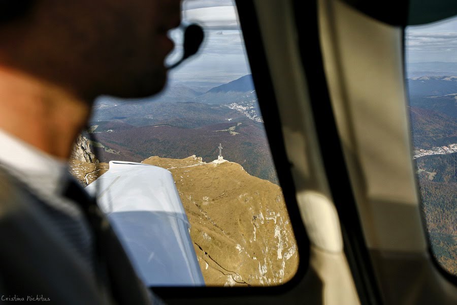 [Muntii+Carpati+din+avion+-+Foto+Cristina+Nichitus.jpg]