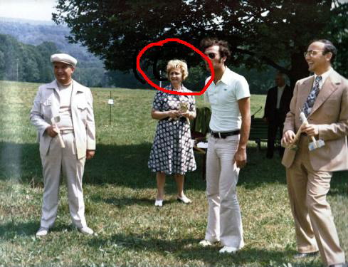 [Ceausescu+Nicu+si+Nina+Iliescu.jpg]