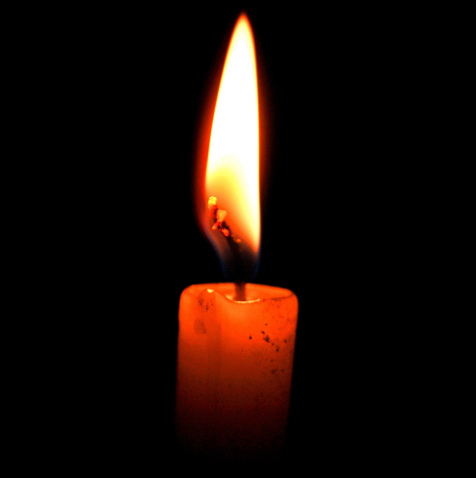 http://4.bp.blogspot.com/_r3gSfGYMIeY/S8ro6GBvNfI/AAAAAAAAAW4/XmxQPrz08gg/s1600/Candle.jpg