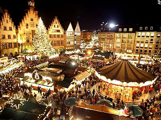Wine german gluhwein mulled winter christmas germany travel holiday traveladdicts CHRISTMAS IN GERMANY!! YA!!