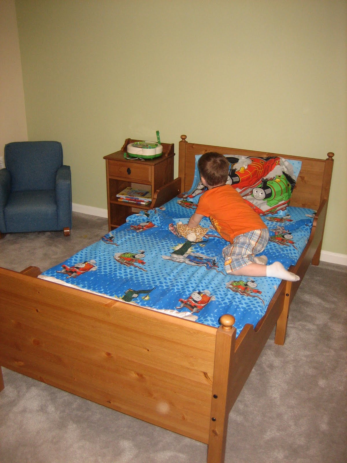 THE SINCLAIR CLAN Big Boy Bed