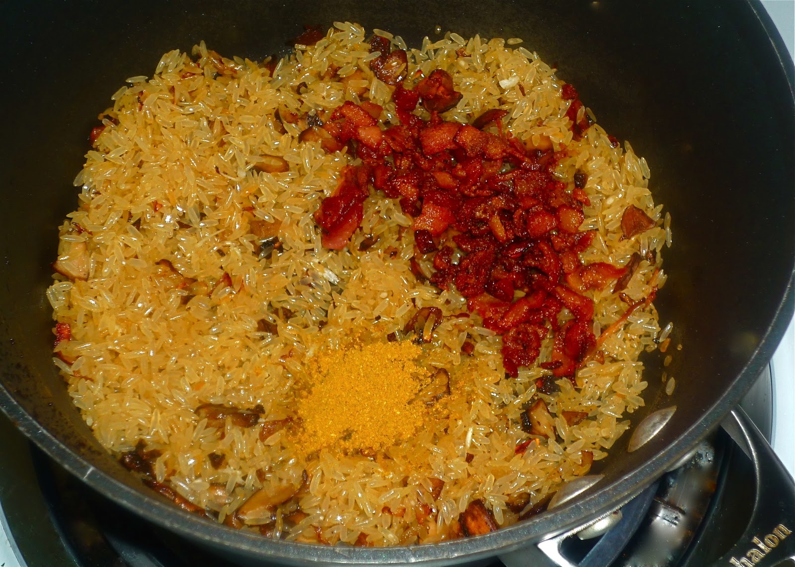 Плов из свинины в кастрюле