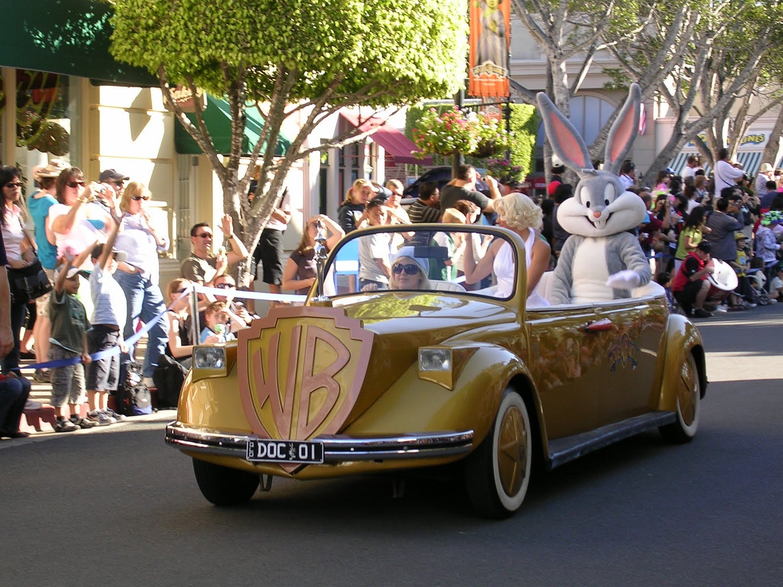 Agent Hippo: Movie World, Gold Coast