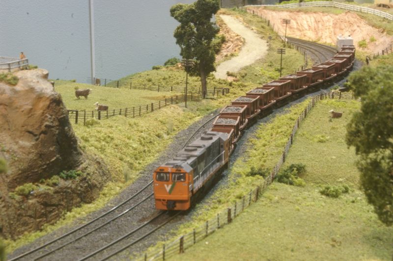 N scale model trains australia