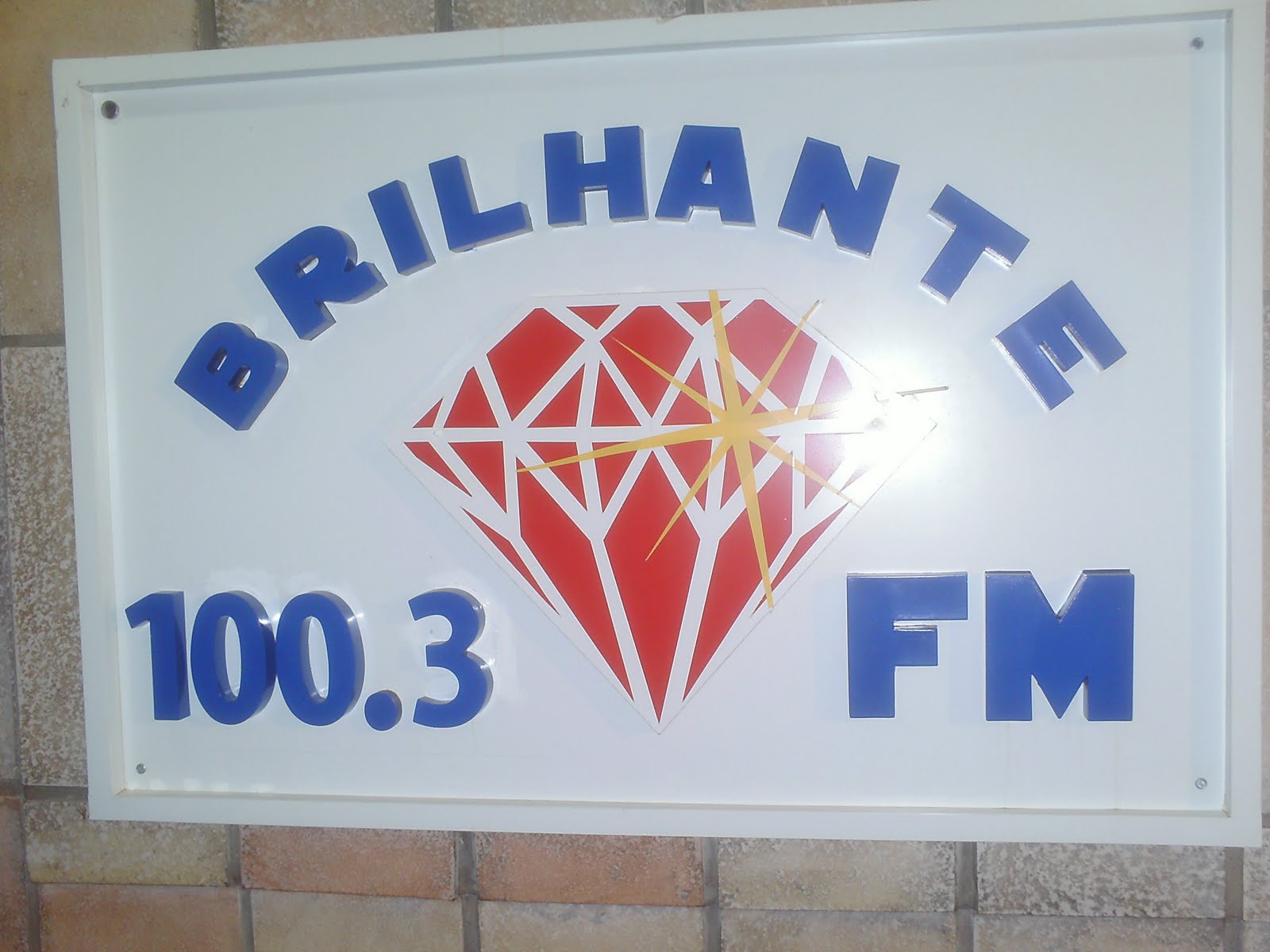 CONFIRA AS ÚLTIMAS NOTÍCIAS CONFRATERNIZAÇÃO DA RÁDIO BRILHANTE FM 100.3