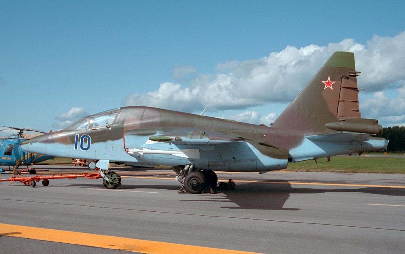 nhungdoicanh Sukhoi Su39