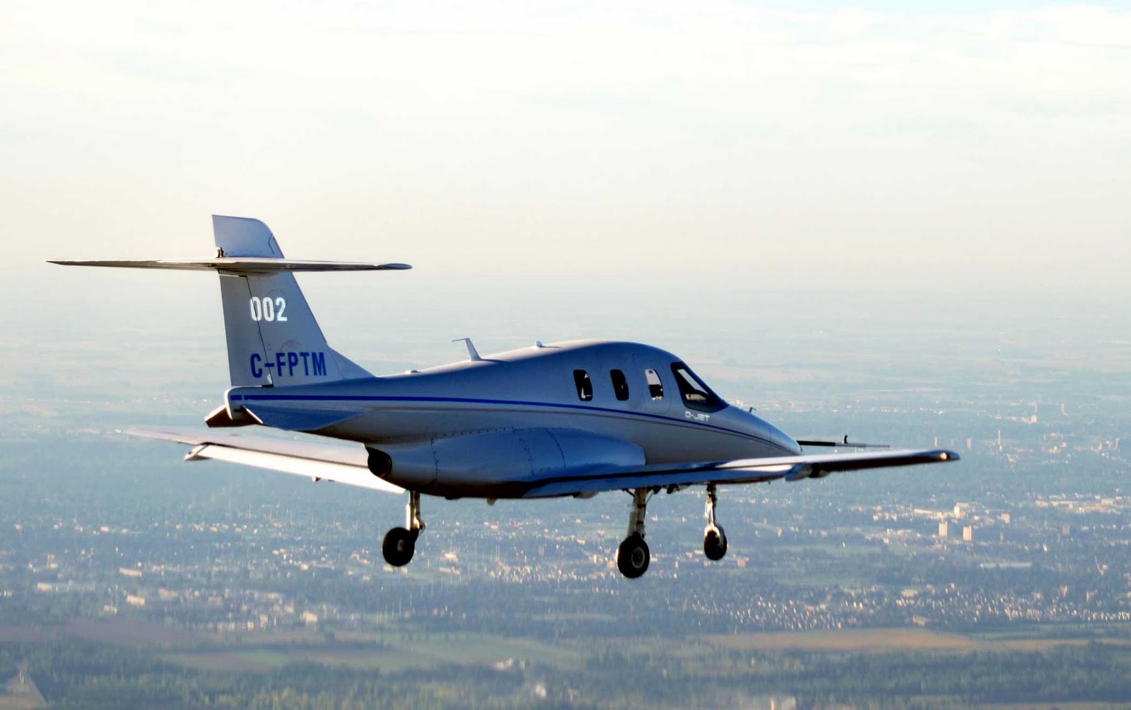 nhungdoicanh Diamond DJet