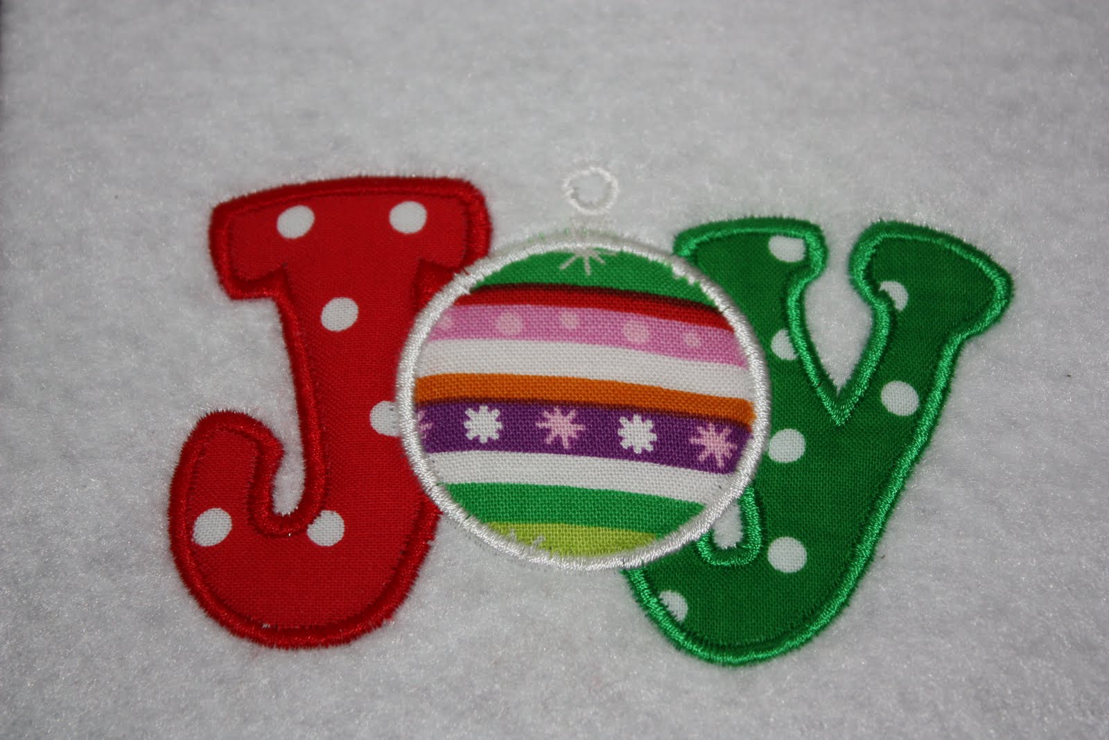 lil-cuties-holiday-applique-designs