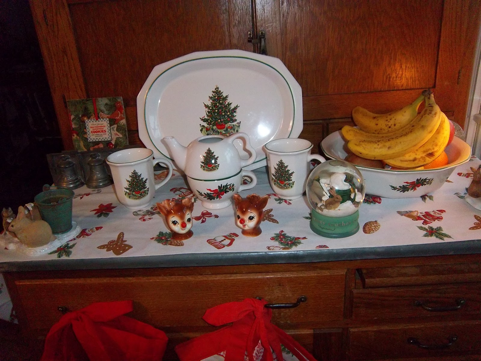 A Sentimental Life: Christmas Kitchen