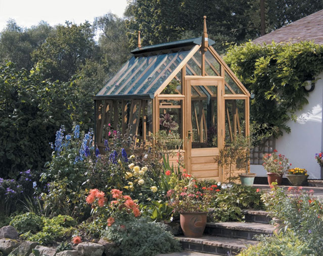 Wonderful Very Small Backyard Designs