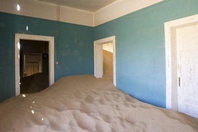[Kolmanskop7.jpg]