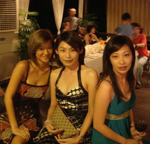[2703925012_c2f0f3d44e_o.jpg]