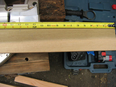 How to make an easy wooden planter with scrap wood How to make an easy wooden planter with scrap wood