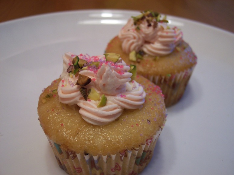 [pistachio+Rosewater+Cupcakes.jpg]