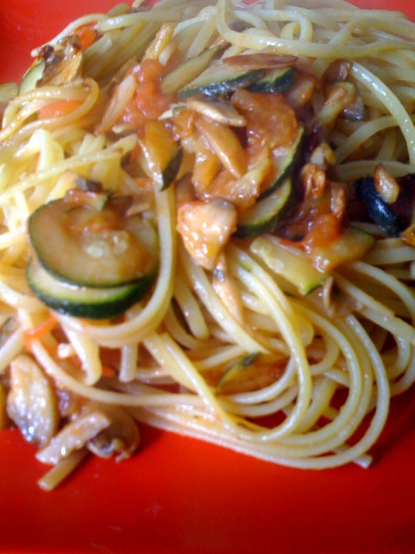 simply-italian-food-linguine-alle-verdure-ready-in-10-minutes