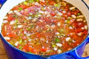 Navy Bean and Refried Bean Stew with Ham, Leeks, and Tomatoes found on KalynsKitchen.com Navy Bean and Refried Bean Stew with Ham, Leeks, and Tomatoes found on KalynsKitchen.com