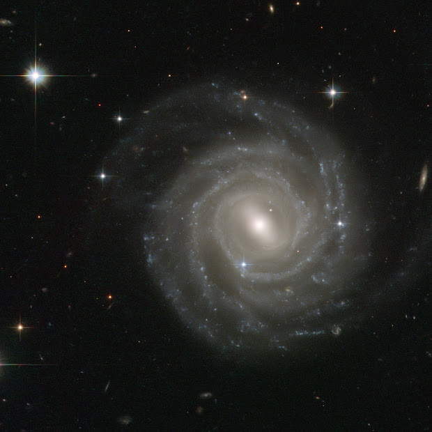 Hubble spies Supernova SN 2004ef in Spiral Galaxy UGC 12158