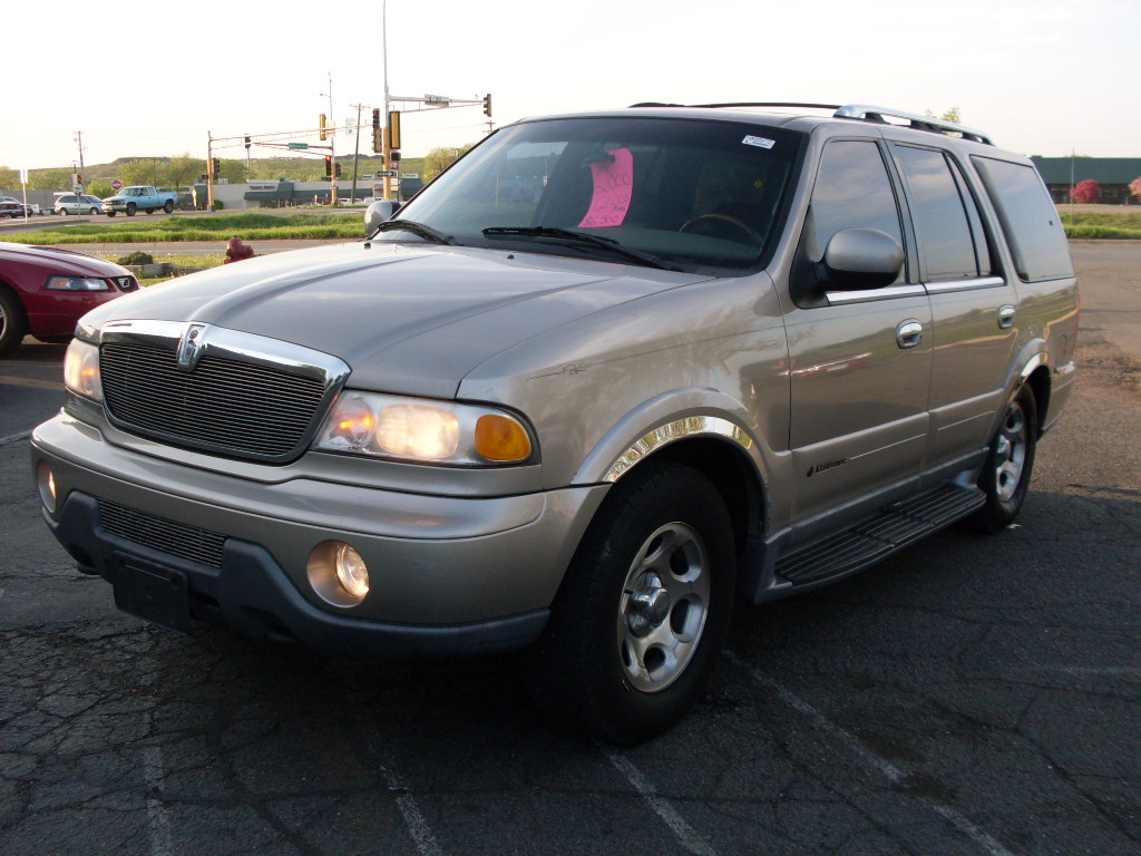 Ride Auto 2000 Lincoln Navigator 4x4