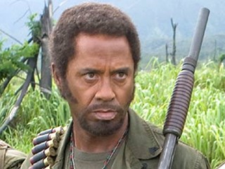 [tropic_movie_downeyjr1.jpg]