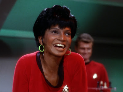 My Star Trek Scrapbook: Nyota Uhura: The Woman In Red