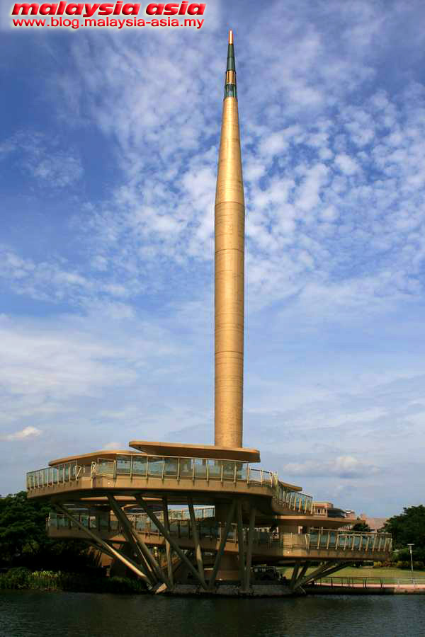 Millenium Monument in Putrajaya 