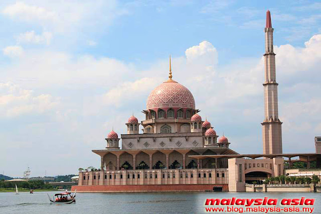 Putrajaya Pink Mosque