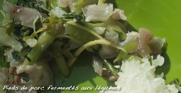 Som Phak Tin Mou  - Légumes fermentés aux pieds de porc