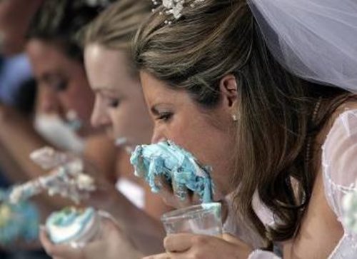 Ultimate-Cake-Eating-Contest-010.jpg
