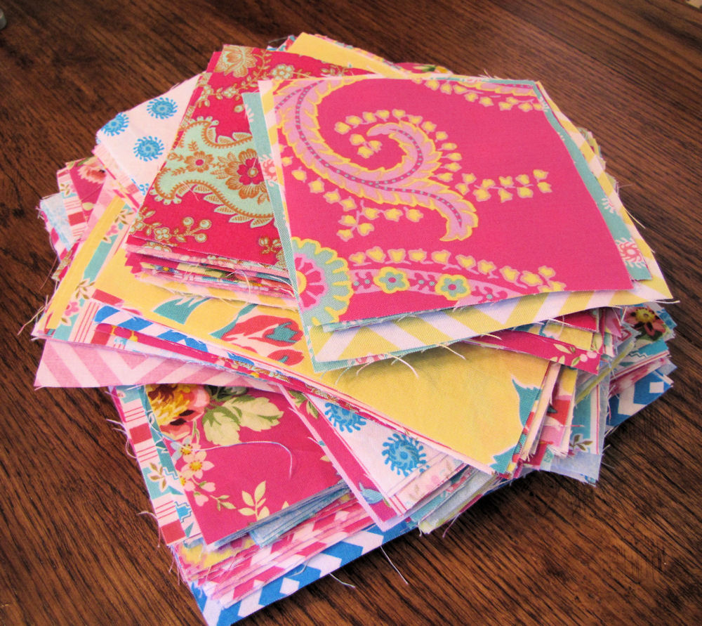 Monique's Stitches Random Patchwork Quilt Along