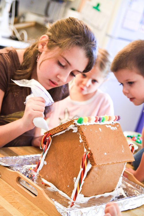 [09Jan01_gingerbread_31.jpg]