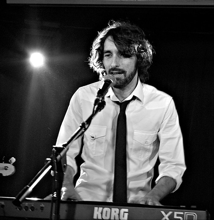 Cantemos como quien respira ALFREDO GONZÁLEZ II Dudas, precipicios y