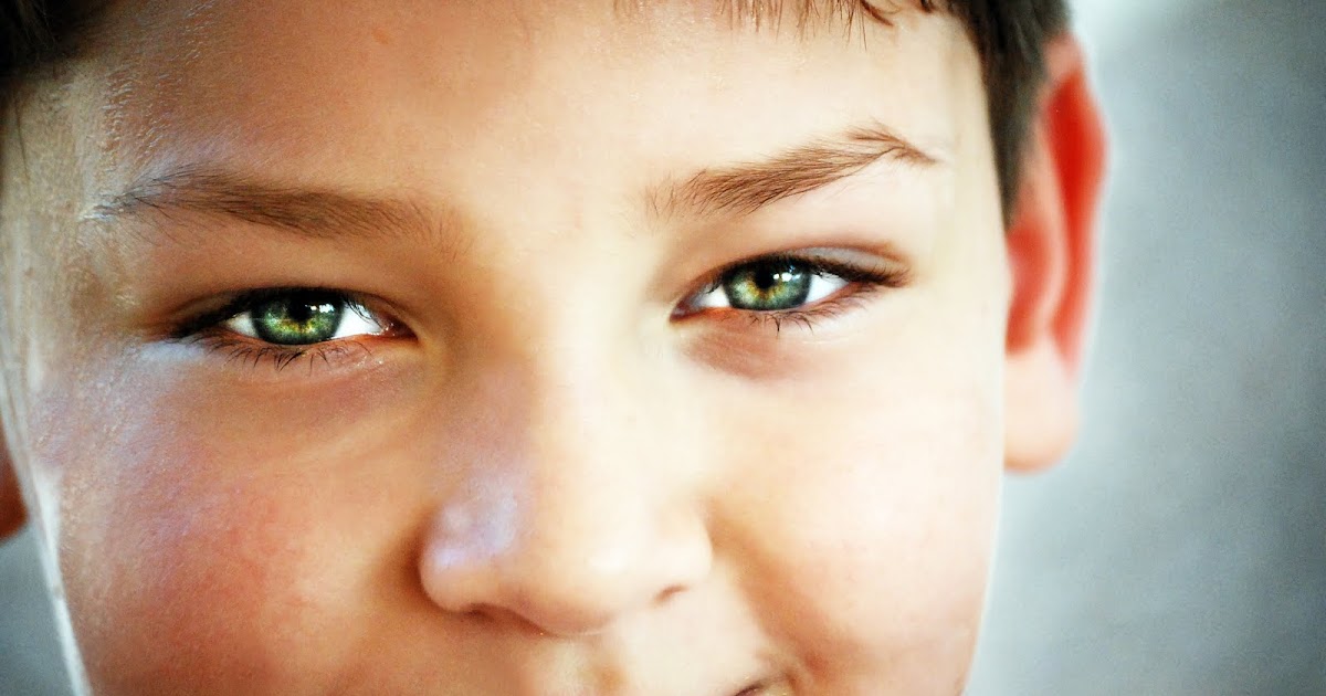 MB Designs How To Enhance light eyes in