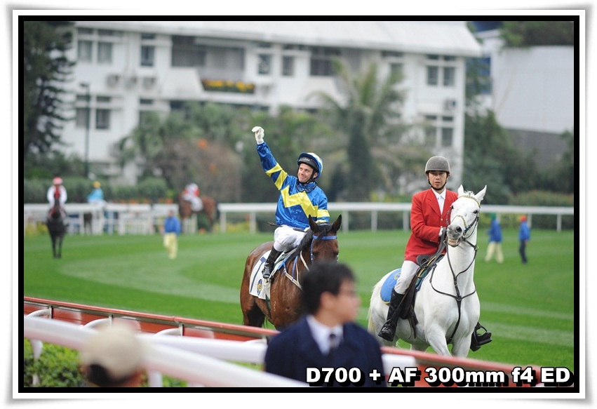 [HorseRace_13.JPG]