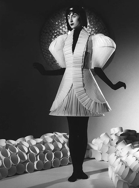 around-and-around: Jum Nakao – Paper Couture