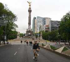 En bicicleta por Reforma