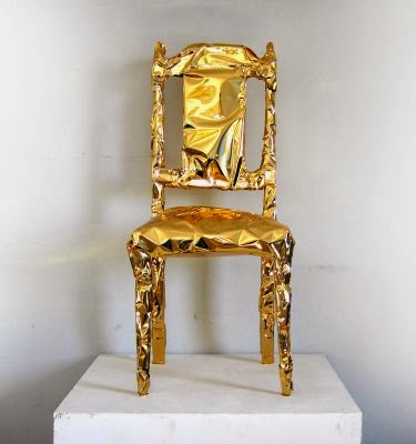 [GoldenChair_2118.jpg]