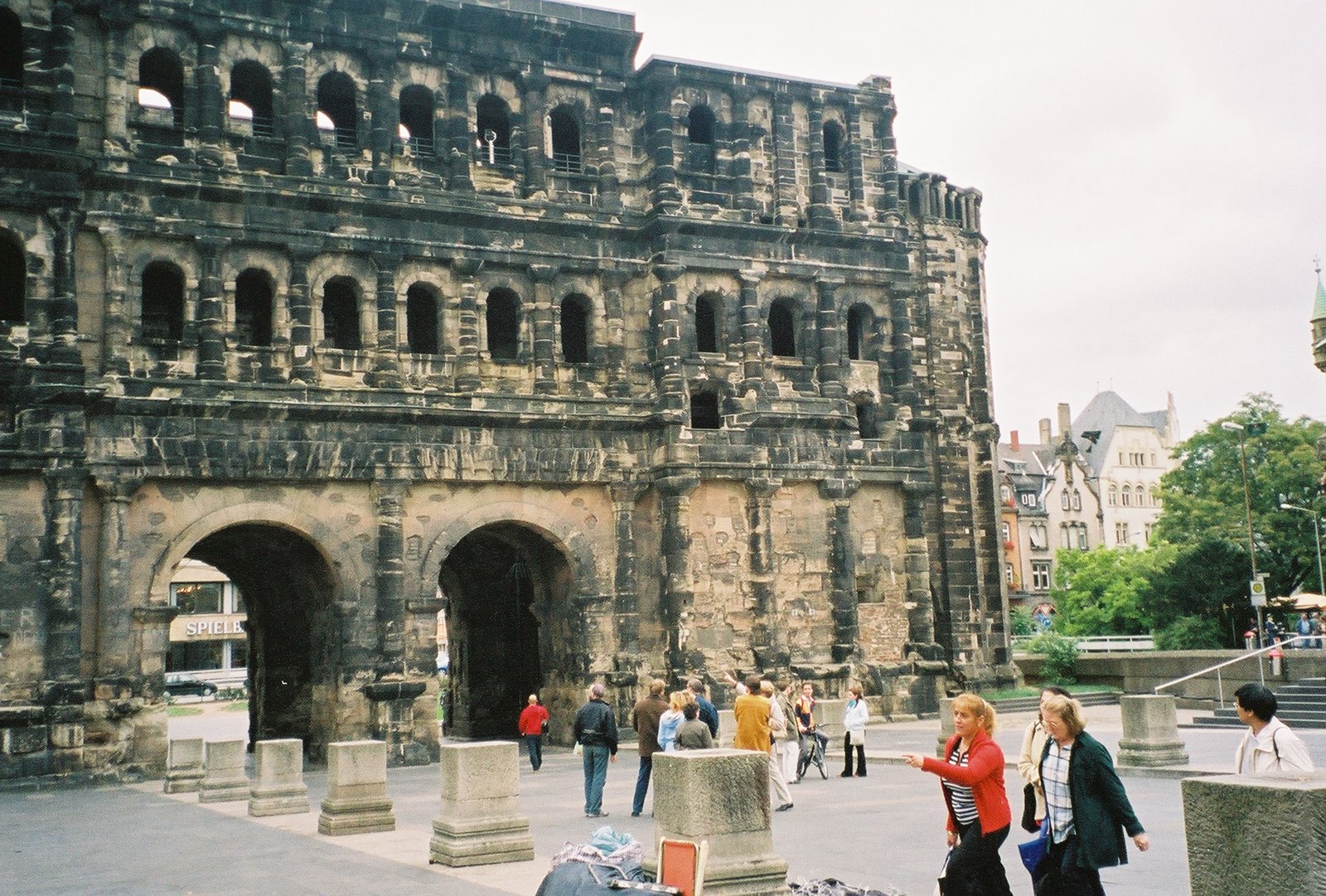 [0958454-R1-009-3.jpg]