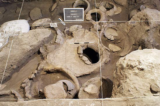 Vinícola Mais Antiga do Mundo Fica em Caverna na Armênia Vinícola Mais Antiga do Mundo Fica em Caverna na Armênia
