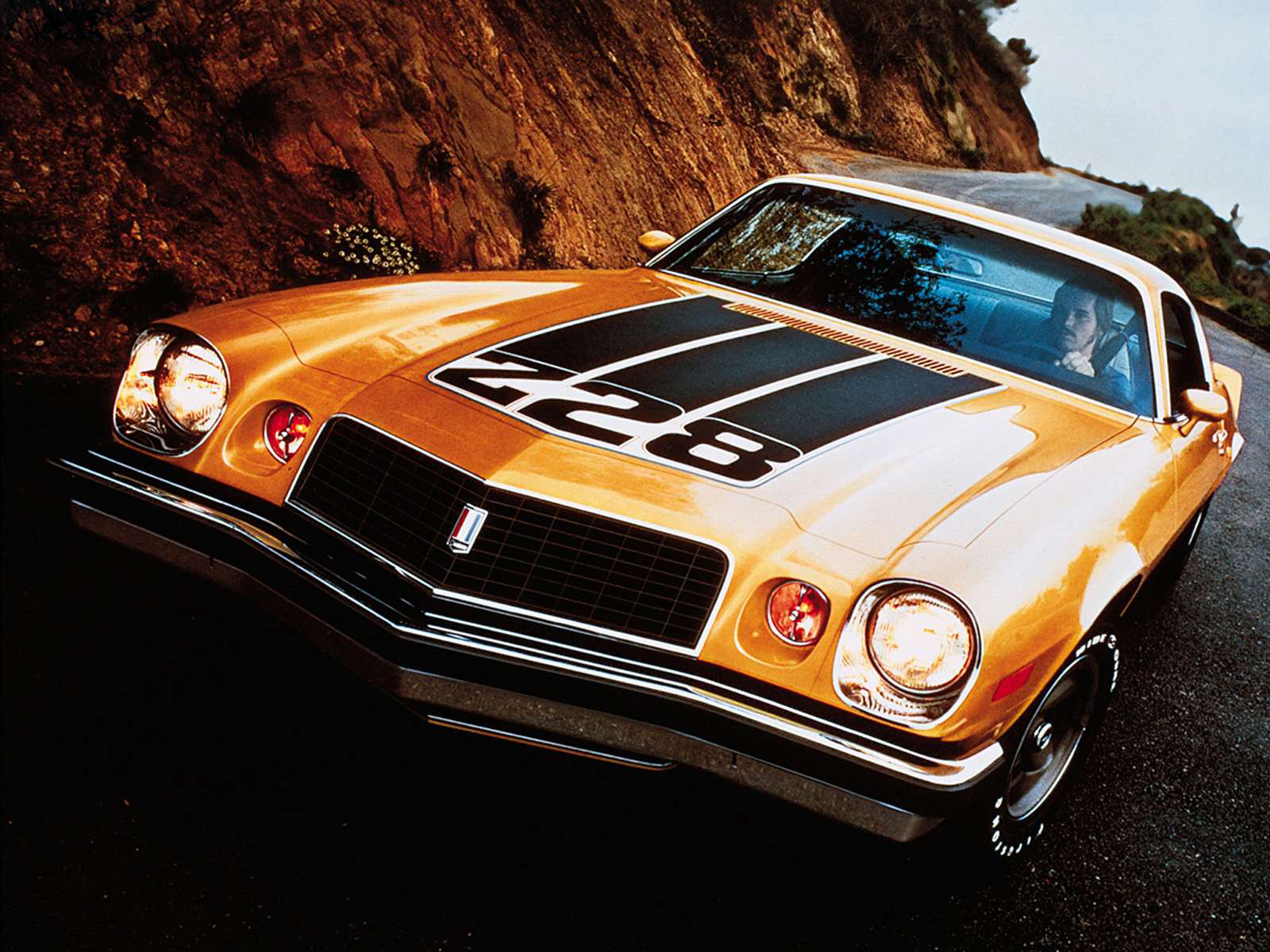 http://4.bp.blogspot.com/_suiHYNm_lag/TNBOqXA0-AI/AAAAAAAACjw/u-00mB1vAEE/s1600/Chevrolet-Camaro_1970_1600x1200_wallpaper_02.jpg