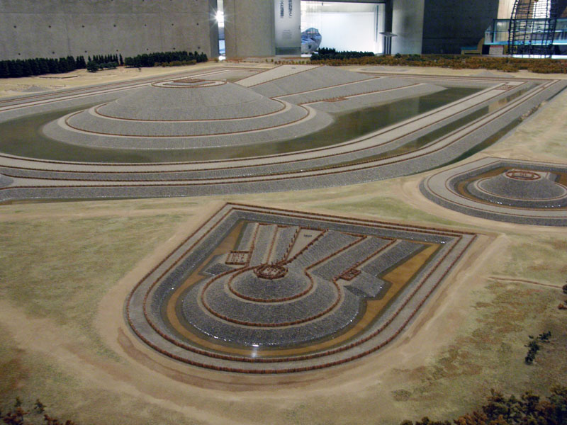 Mi Moleskine Arquitectónico KOFUN, LAS TUMBAS MONUMENTALES JAPONESAS